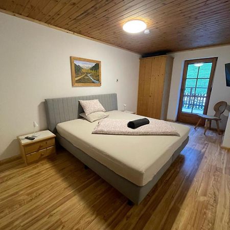 Upcycling Appartement Fischl - Nachhaltig Und Kreativ Wohnen Fuer Gross Und Klein Jenbach Exterior foto