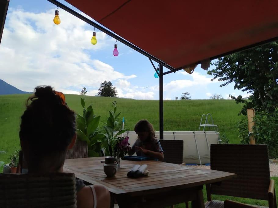 Upcycling Appartement Fischl - Nachhaltig Und Kreativ Wohnen Fuer Gross Und Klein Jenbach Exterior foto